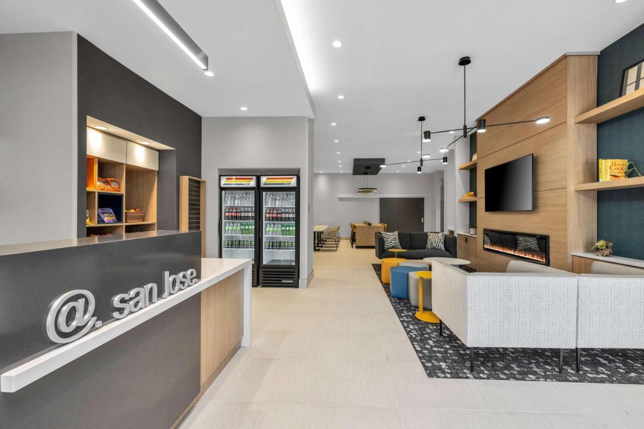 La Quinta Inn & Suites By Wyndham San Jose Airport-Downtown Exterior foto